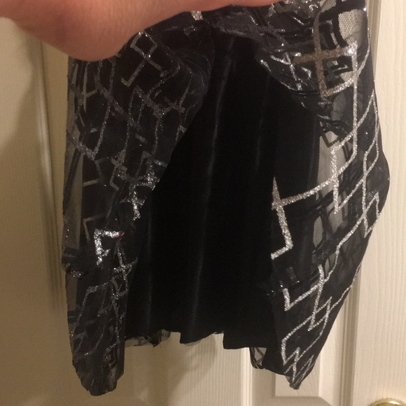 Girl Dress - Picture 3 of 5